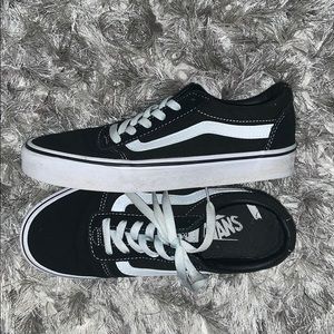 Vans Old Skool, only wore twice